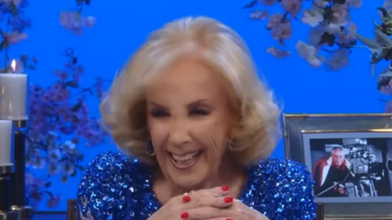 Florencia Peña sorprendió a Mirtha con una insólita confesión: "Hago pis en un balde"